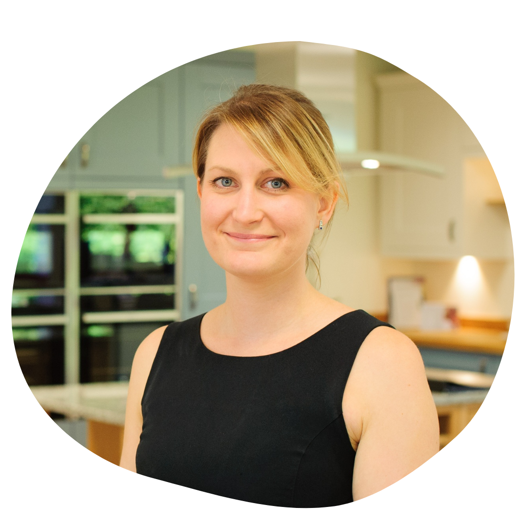 victoria-anderson-living-spaces-manager1 victoria-anderson-living-spaces-manager1