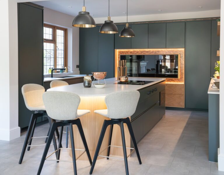 Handleless Kitchens Hampshire | Elliotts Living Spaces
